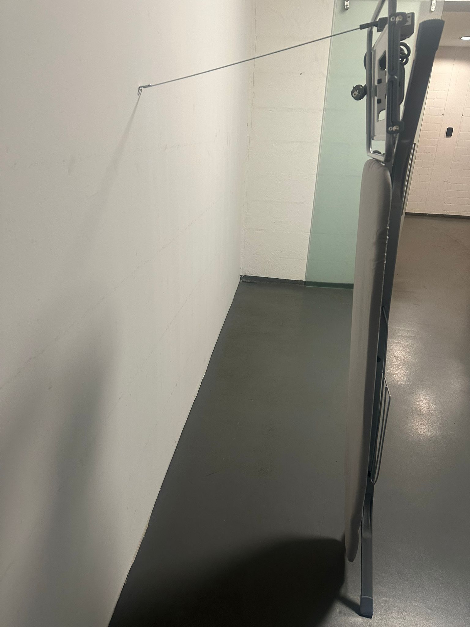 STAHLMANN XXL Bügelbrett 130 × 48 cm für Dampfbügelstation – Bild 9